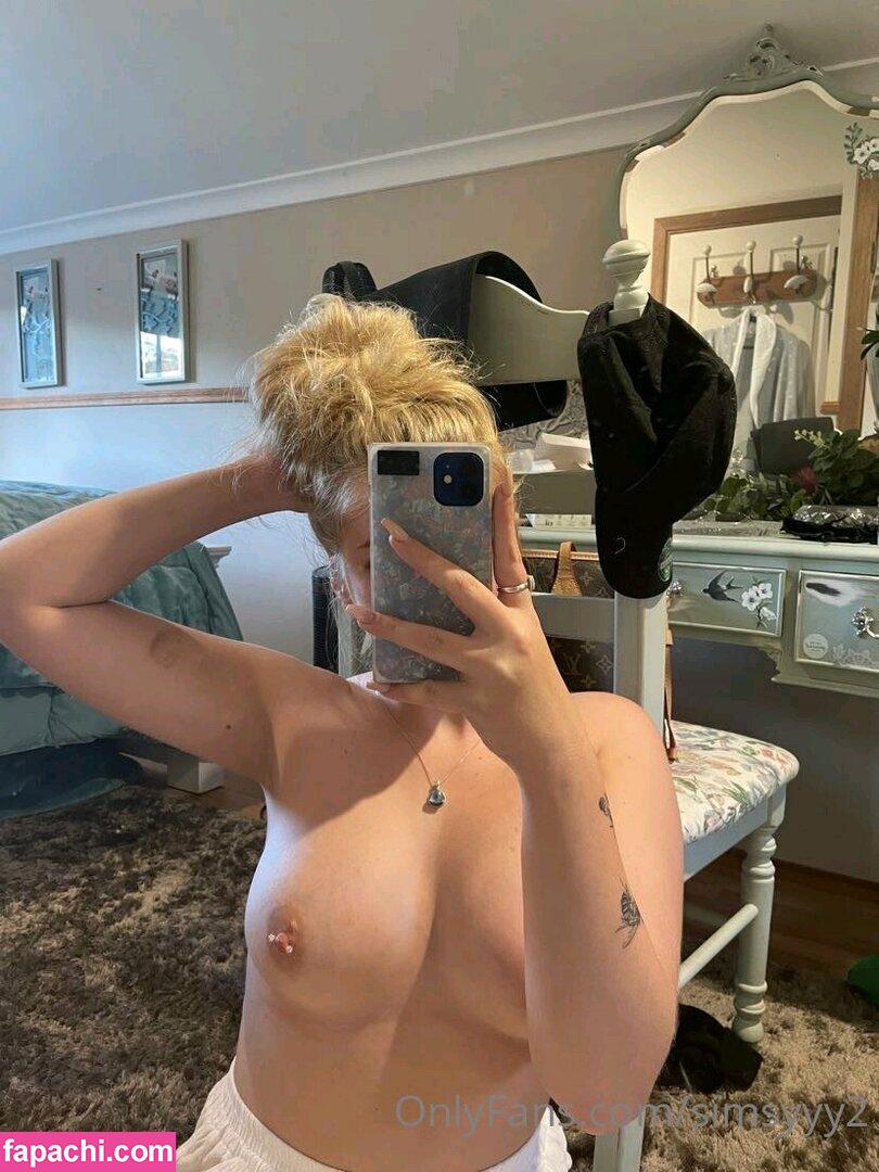 simsyyy__ / simsyyy2 leaked nude photo #0004 from OnlyFans/Patreon