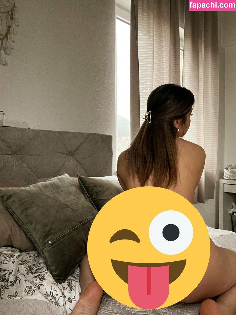 sinarittinger / missymartinez / sstaysforsecret leaked nude photo #0009 from OnlyFans/Patreon