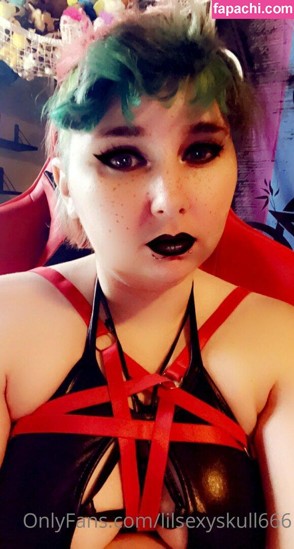 Skylar Rose Zombiez / lilcurvy666 / xzombiez666x leaked nude photo #0019 from OnlyFans/Patreon