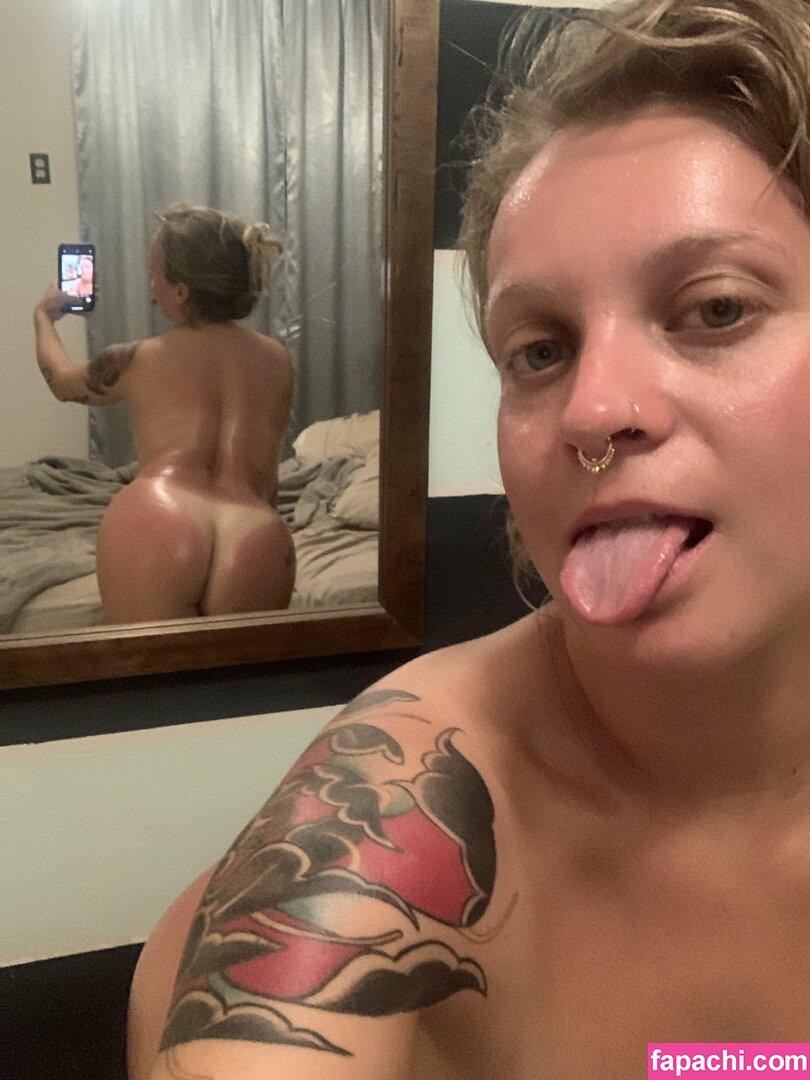 slutallergies /  / sltallergies / uhleexisss leaked nude photo #0006 from OnlyFans/Patreon