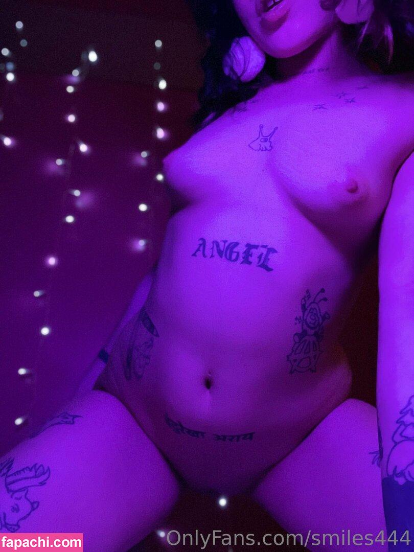 smiles444 / darkstardreams_ leaked nude photo #0012 from OnlyFans/Patreon