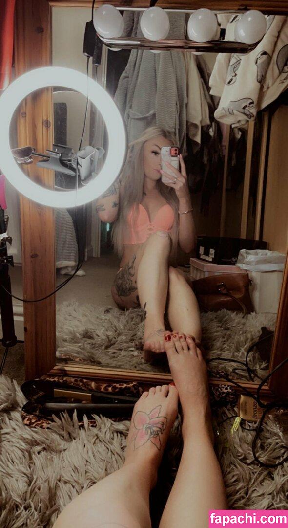 Sophhh22 / Sophie Skinner / sophhh_22 leaked nude photo #0015 from OnlyFans/Patreon
