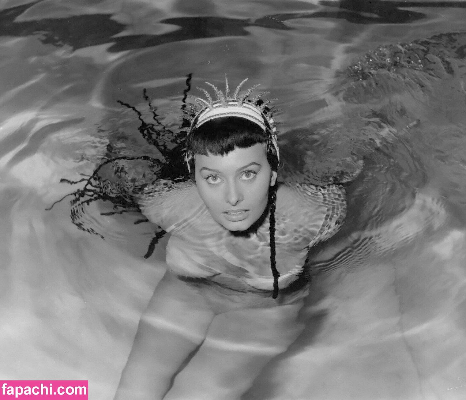 Sophia Loren / atardecerdeoroooo / simplysophialoren leaked nude photo #0019 from OnlyFans/Patreon