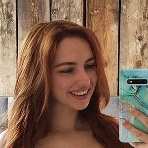 Sophia Selfies avatar