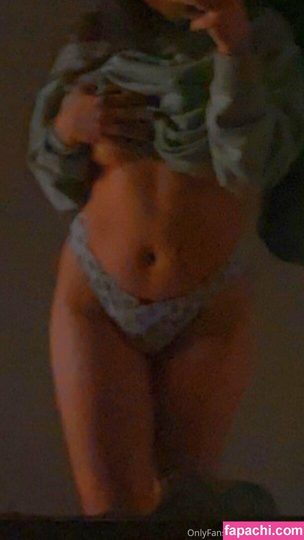 sorayadivine / sorayadivinedominique leaked nude photo #0011 from OnlyFans/Patreon