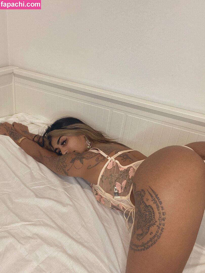 Sparklebaby_x / Baby Kayy / Goldenbby / gxldenbxbyy leaked nude photo #0116 from OnlyFans/Patreon