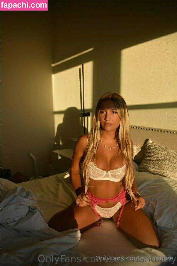 stormibee / Cherry Blossom / Stormi Bee / baby_cherrry / stormibree leaked nude photo #0487 from OnlyFans/Patreon