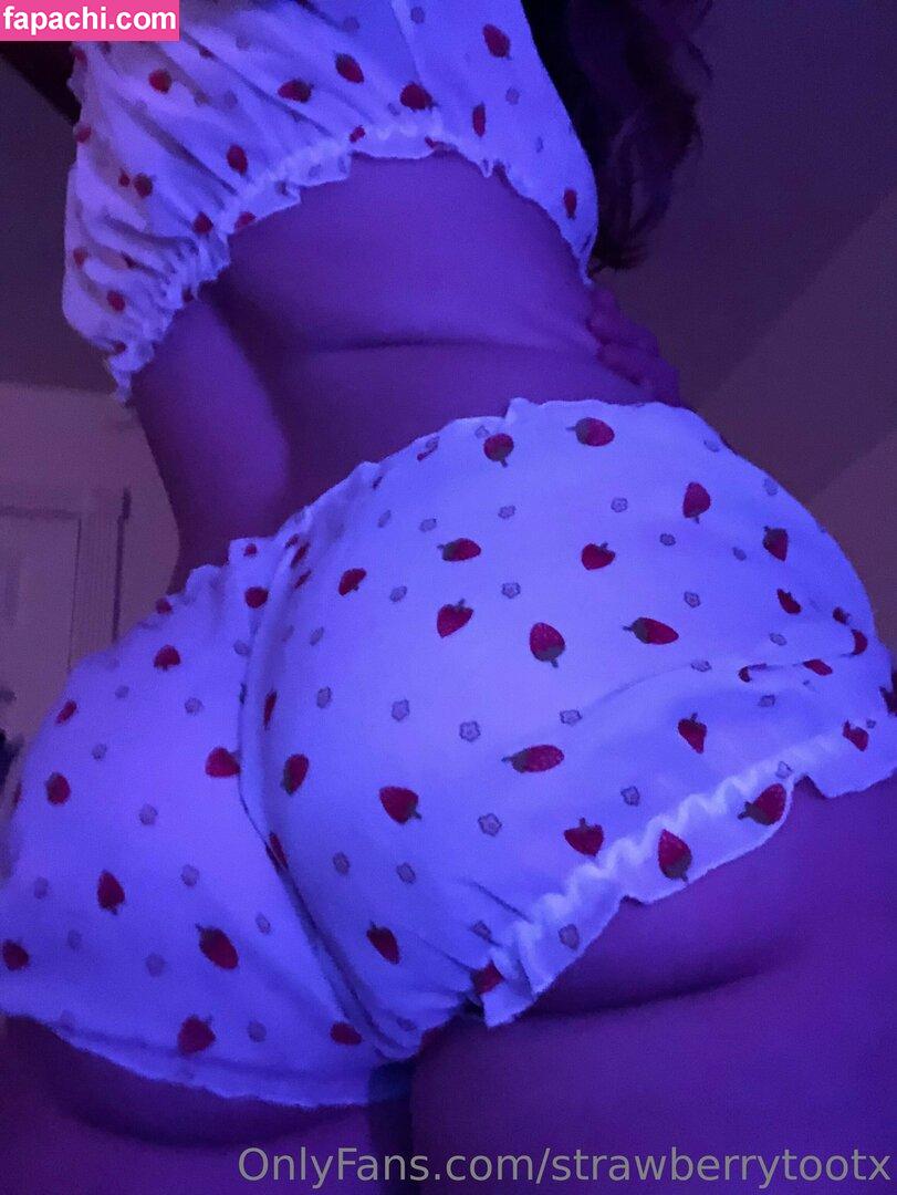 strawberrytootx / Strawberrytootsx / strawberrytootsiee leaked nude photo #0074 from OnlyFans/Patreon