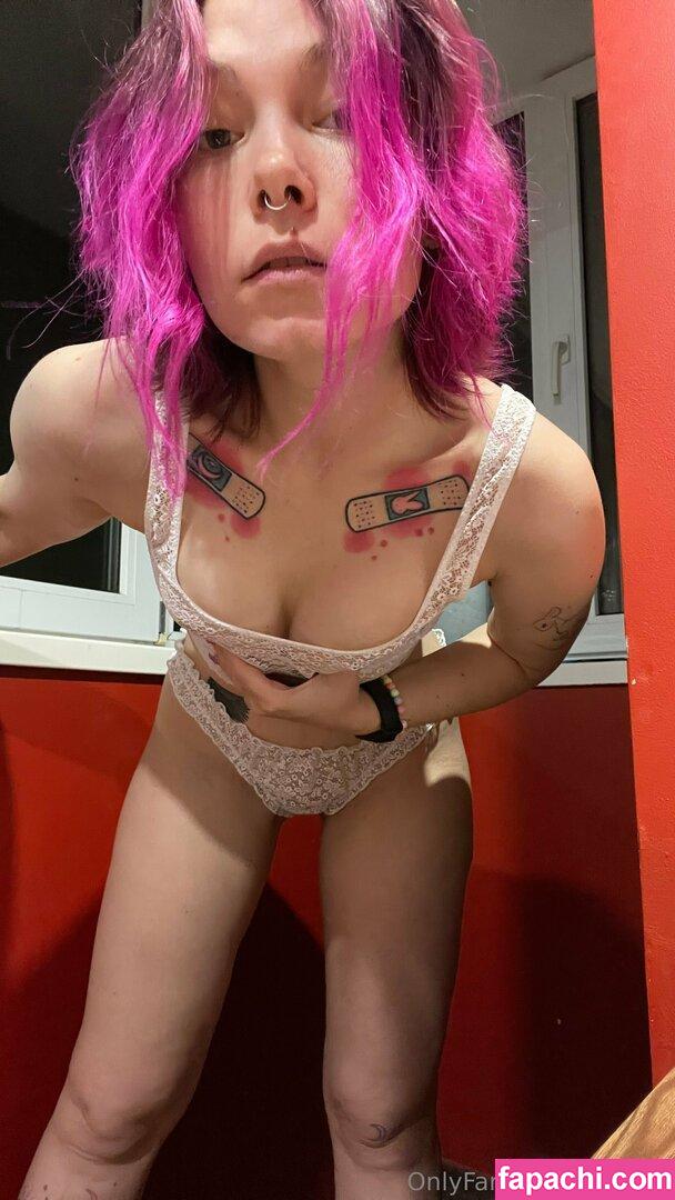 strwbrr / strxwberry1404 leaked nude photo #0183 from OnlyFans/Patreon