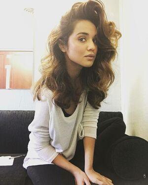 Summer Bishil leaked media #0053