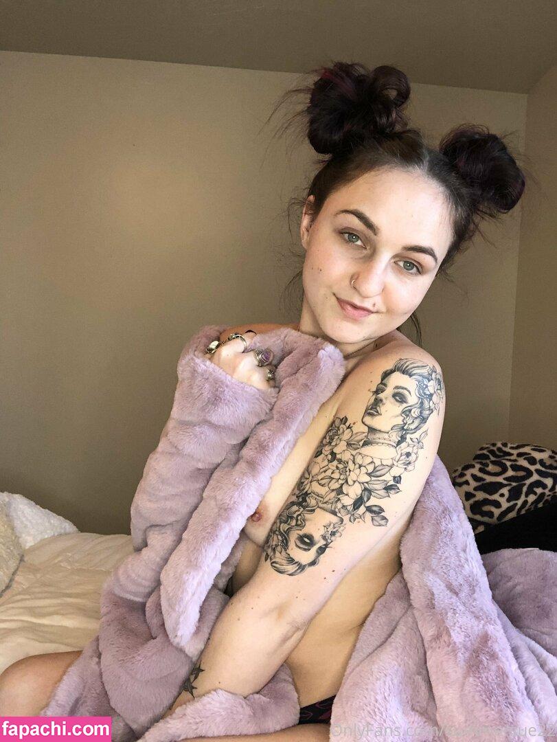 summersue22 / translucentflow leaked nude photo #0056 from OnlyFans/Patreon