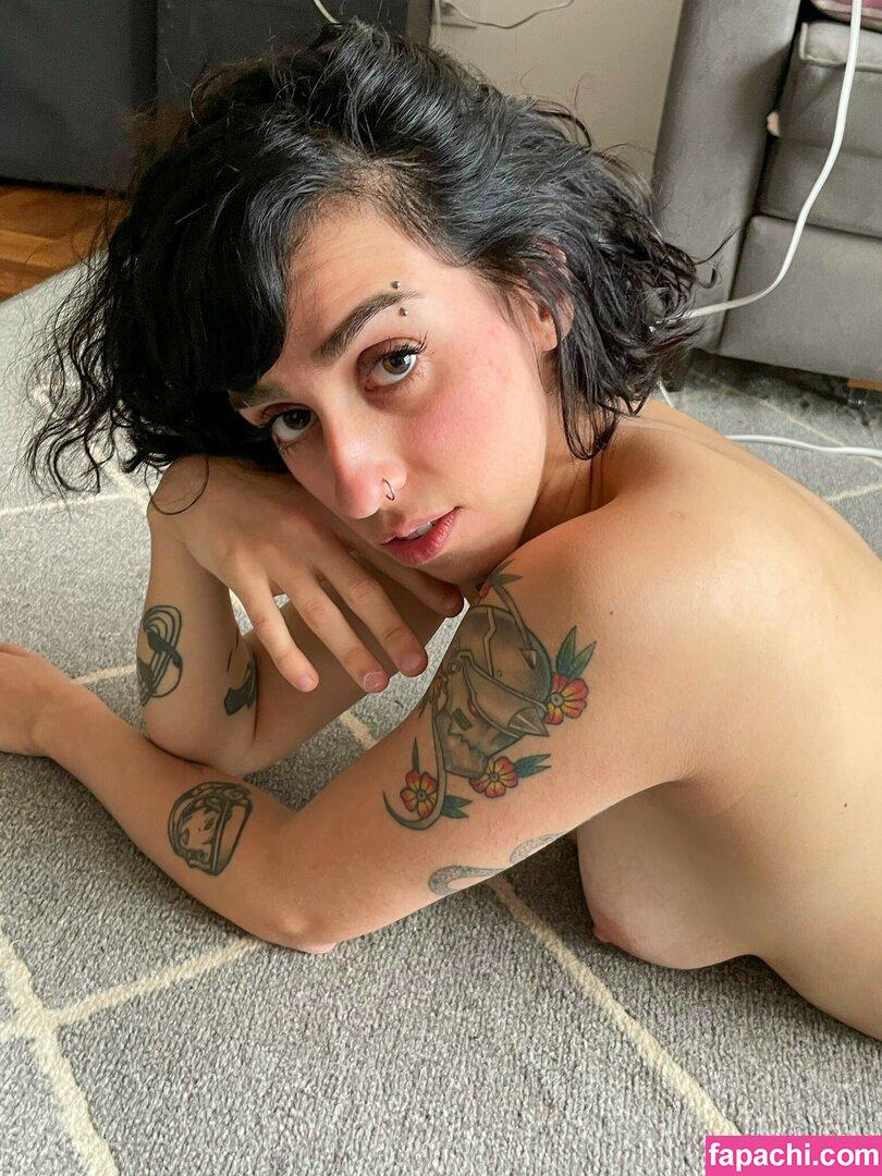 suvacocarnivoro / ka_ri_ma_touti / vevedomingues privacy leaked nude photo #0002 from OnlyFans/Patreon