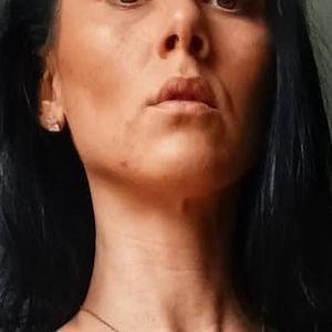 Suzy Hanah avatar
