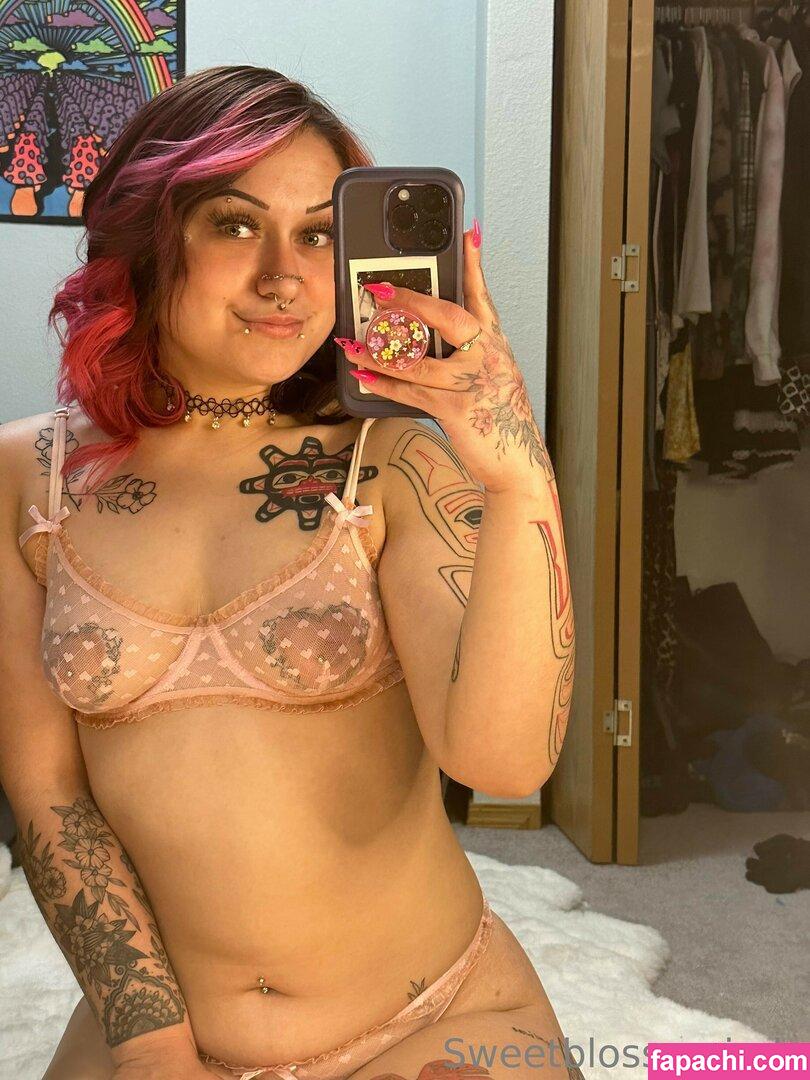 sweetblossomjade / sweetblossom leaked nude photo #0012 from OnlyFans/Patreon
