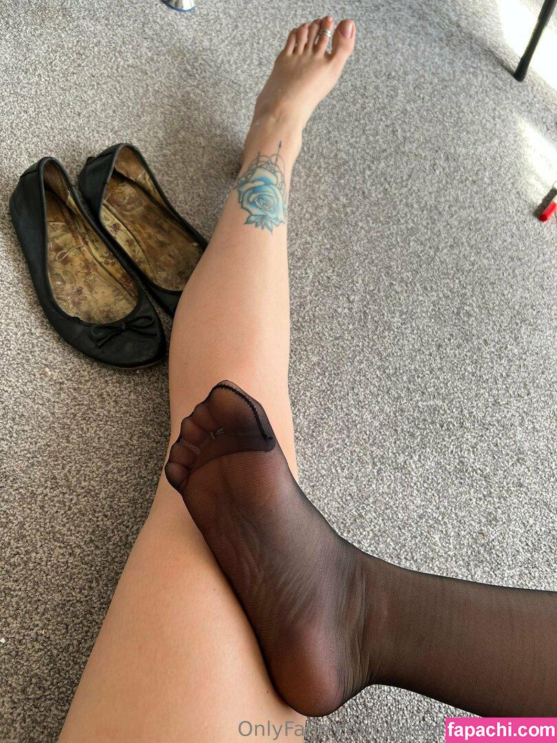 sweetyfeetys_03 / kamsophia_ leaked nude photo #0189 from OnlyFans/Patreon