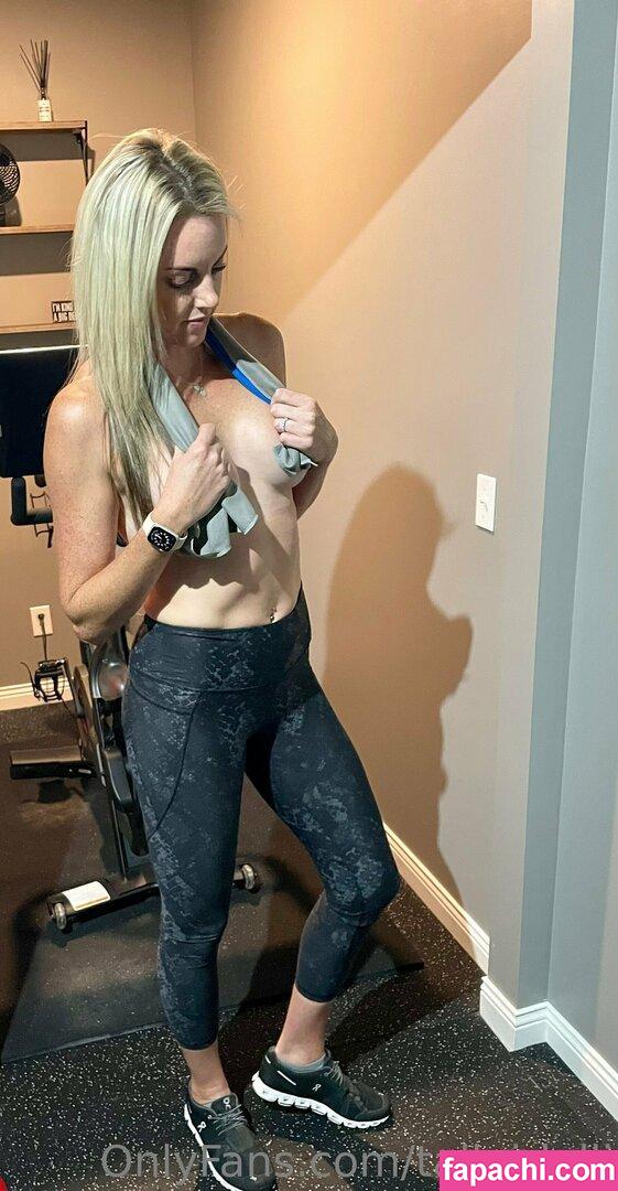 tallgirlalli / therealtall leaked nude photo #0028 from OnlyFans/Patreon