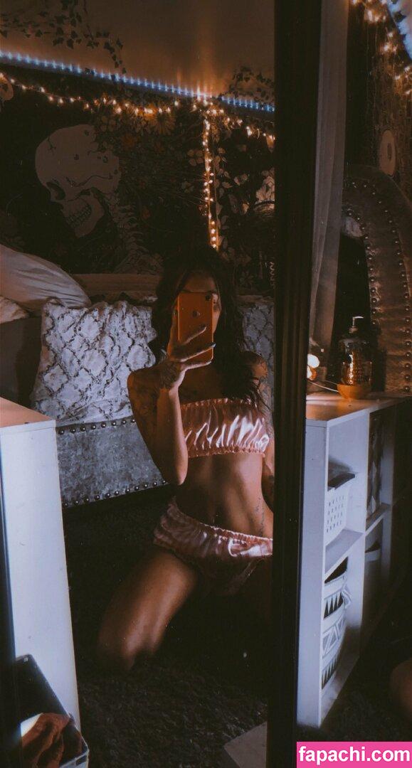 Tattoolovie09 leaked nude photo #0012 from OnlyFans/Patreon