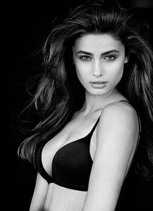 Taylor Marie Hill leaked media #0078