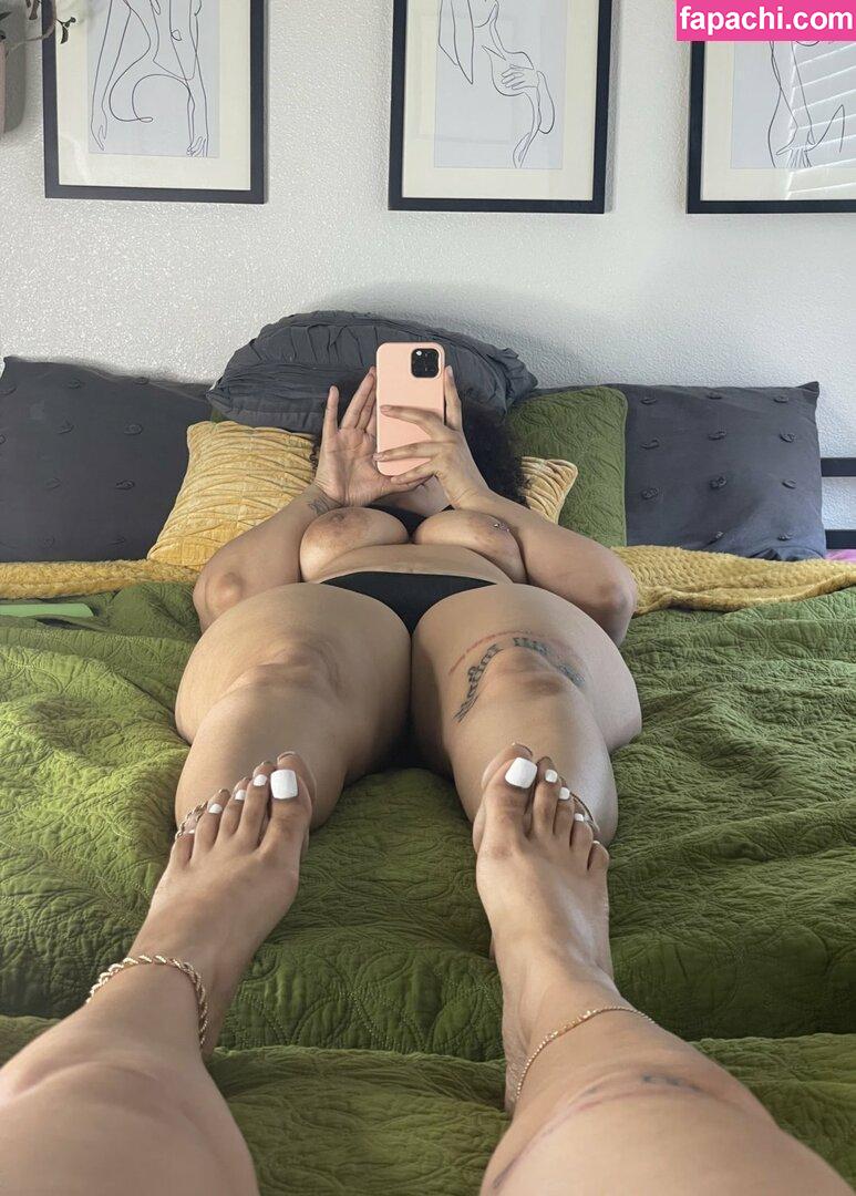 Tbrazzyyy / 1800h0tmilf / tbeenbrazy leaked nude photo #0004 from OnlyFans/Patreon