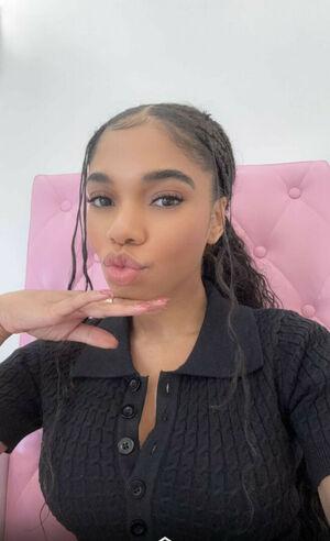 Teala Dunn leaked media #0365