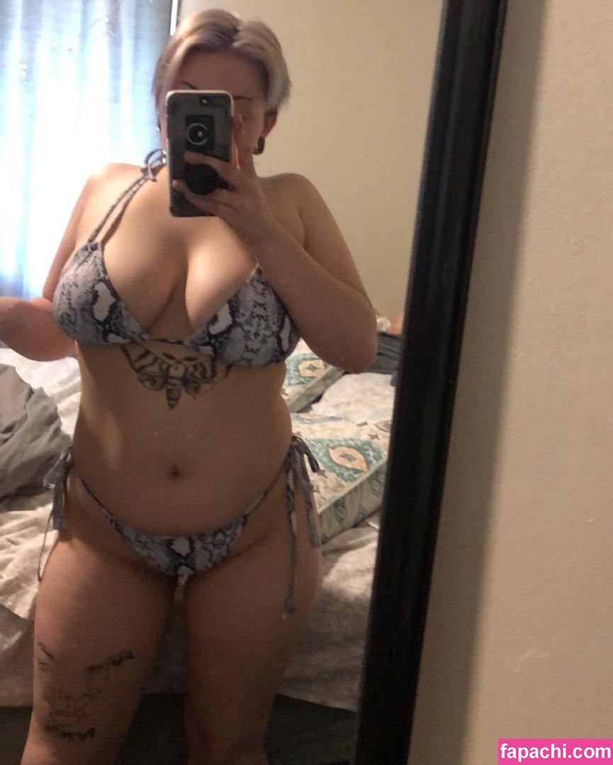 th3bak3dbuddh1st / sweetlildarling / therealdahdah / wellisntshelovely leaked nude photo #0003 from OnlyFans/Patreon