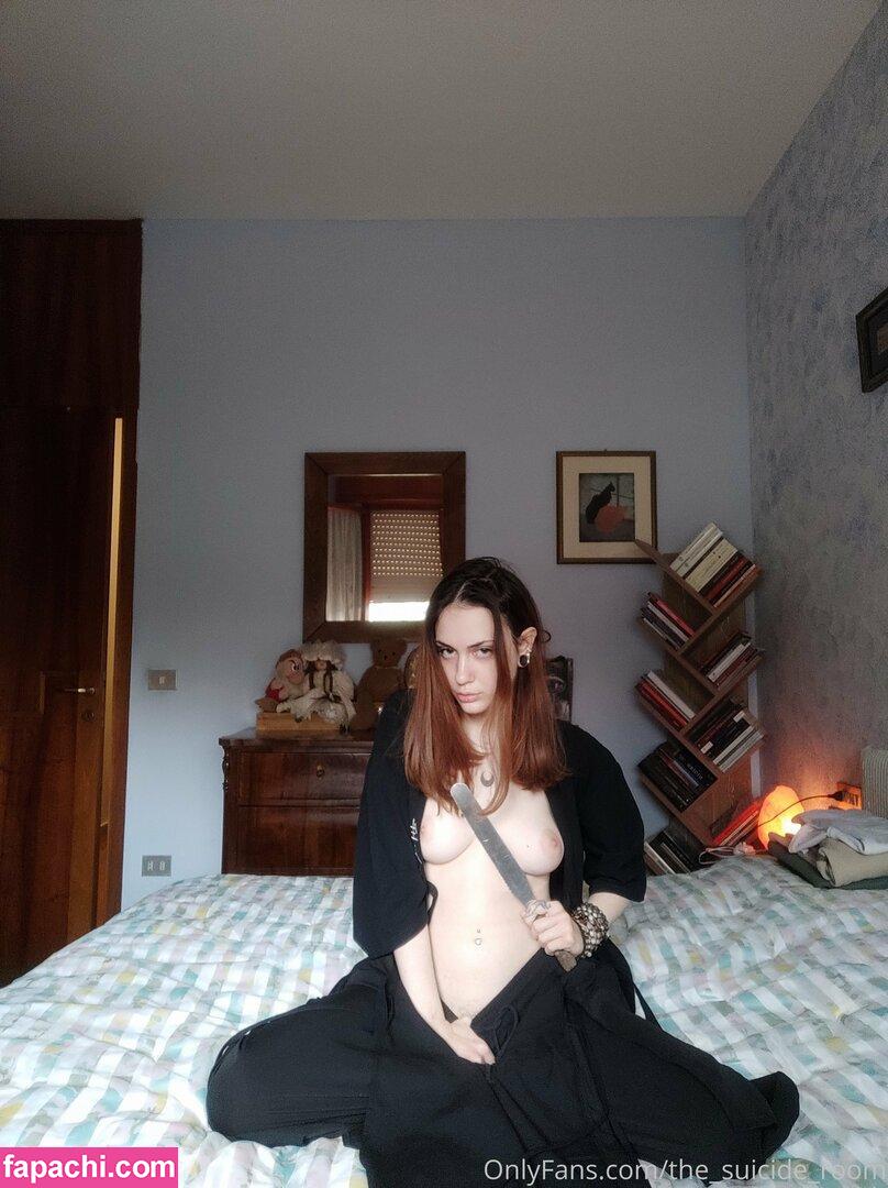 the_suicide_room / Una-vita-sprecata / thesuicideroom leaked nude photo #0002 from OnlyFans/Patreon