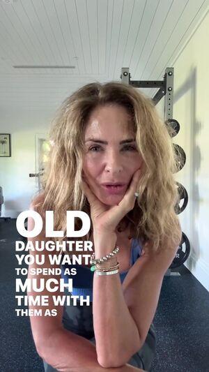 Trinny Woodall leaked media #0133