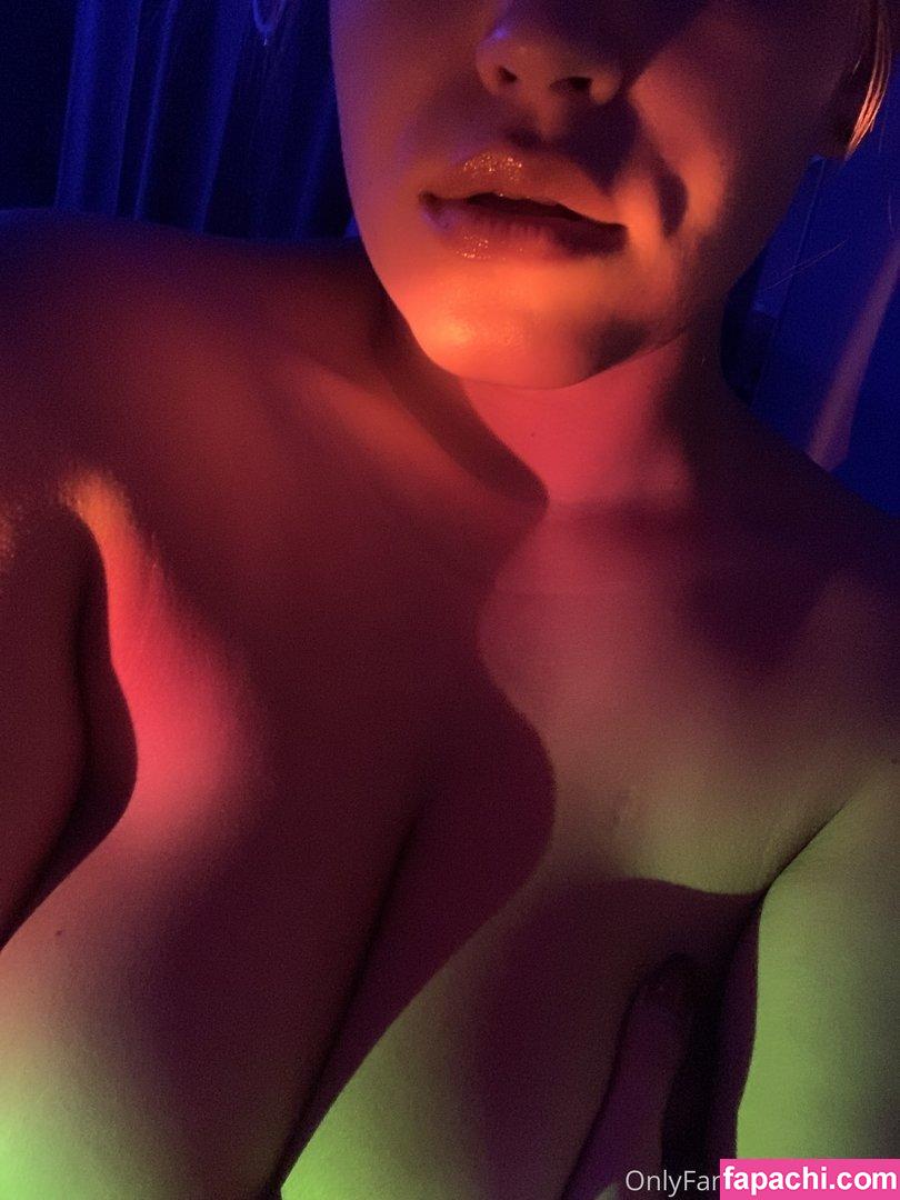 Trisone / thixchix / triswoodlands leaked nude photo #0008 from OnlyFans/Patreon
