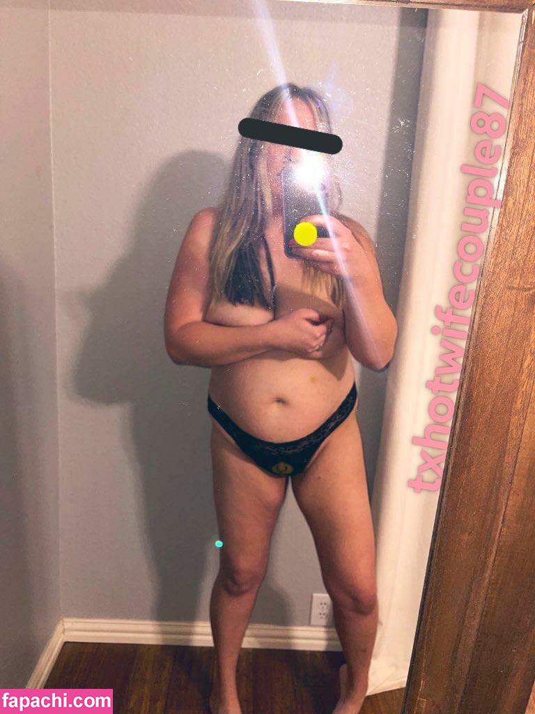 TXHotwife87 / thee_funky_head / txhotwifecpl87 leaked nude photo #0014 from OnlyFans/Patreon