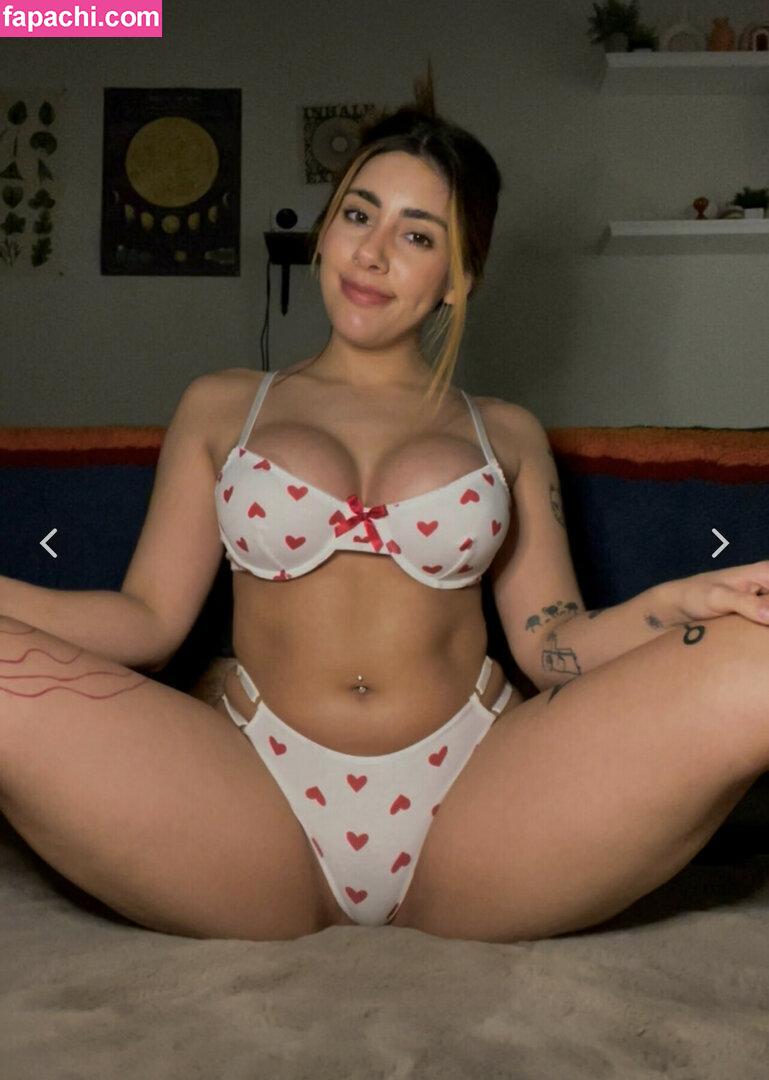 Uhveenyuh / HootieJessXO / mrshatake27 leaked nude photo #0281 from OnlyFans/Patreon