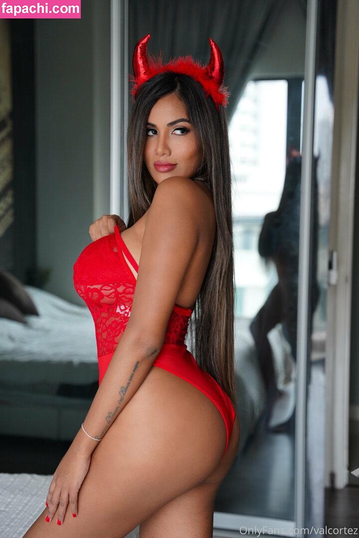 ValCortez / val.aroundtheworld leaked nude photo #0071 from OnlyFans/Patreon