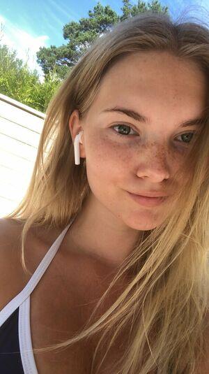 vanessaahlstrom leaked media #0033