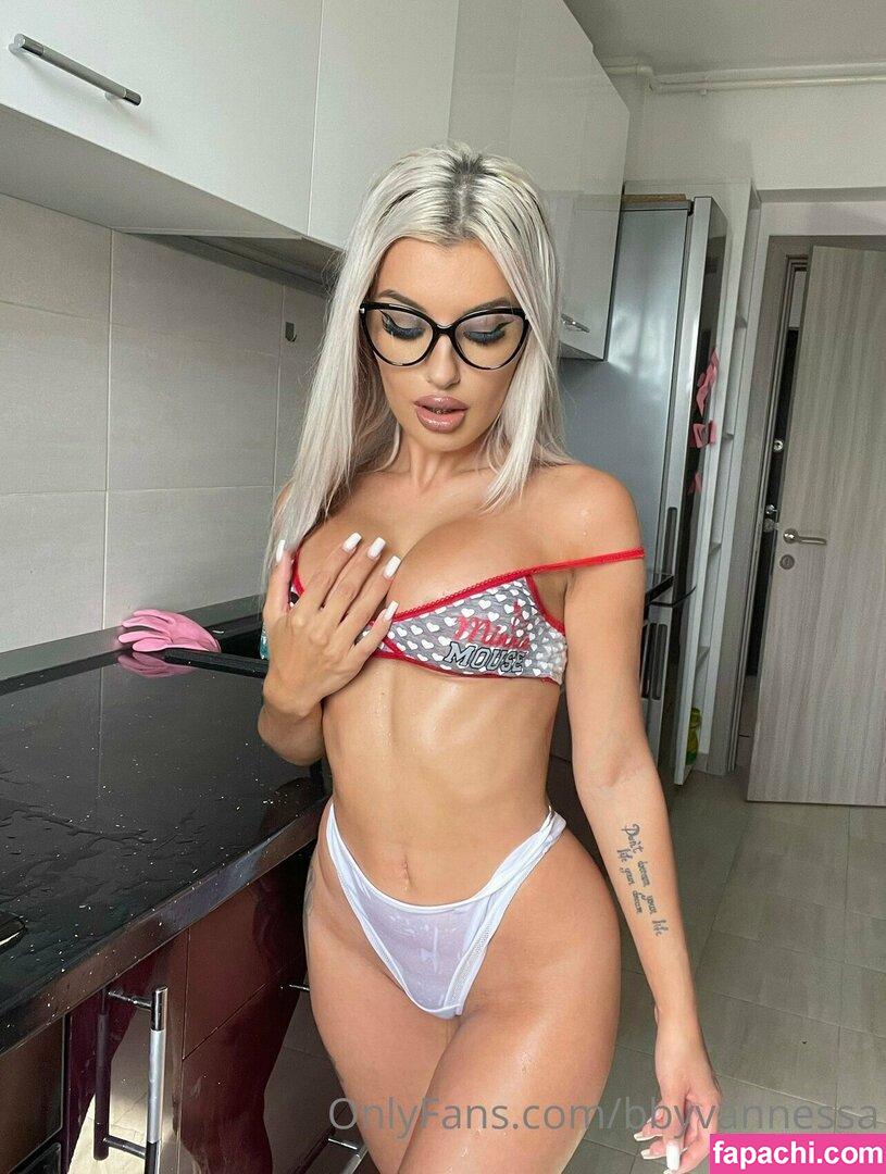 vanessavipp / Iulia Ponor / iuliaponor / vanessa56221873 leaked nude photo #0027 from OnlyFans/Patreon