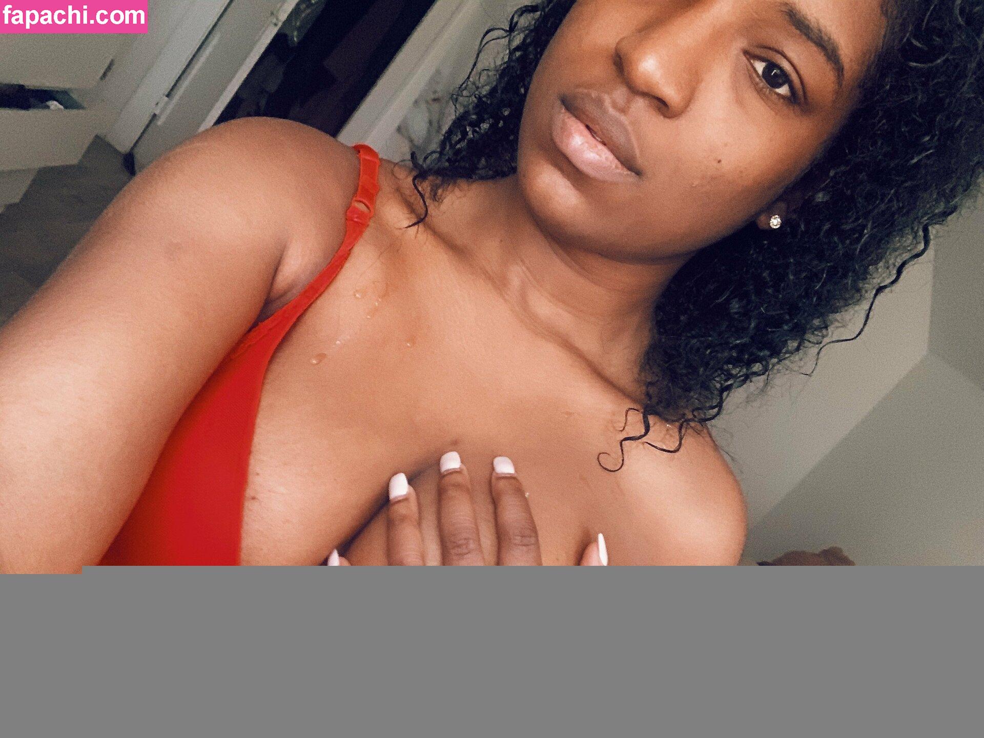 violetvixennfree / doree_likethefish leaked nude photo #0010 from OnlyFans/Patreon