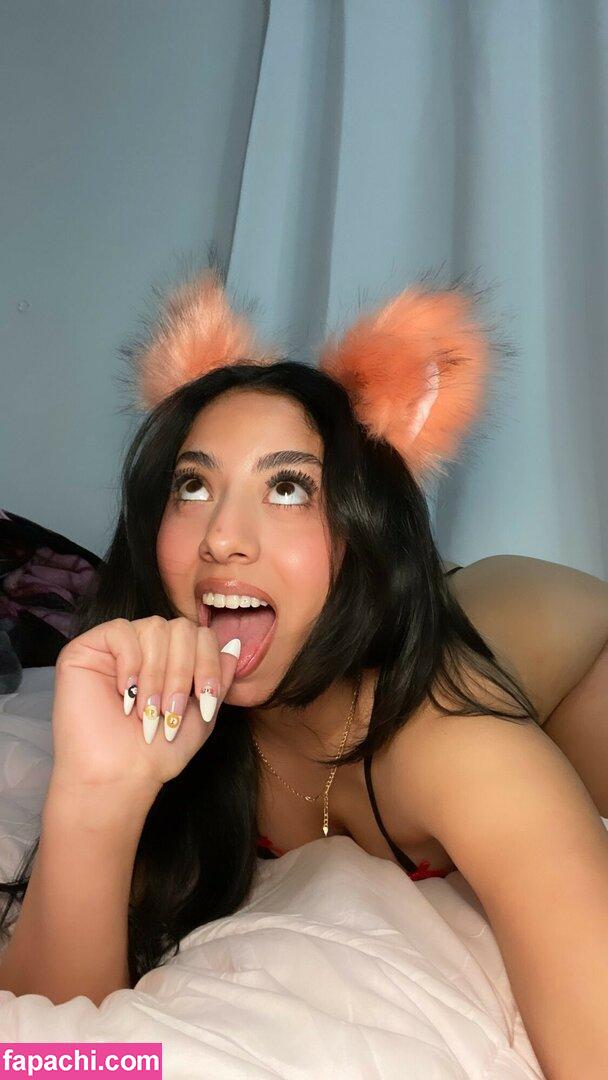 vixen177 / yulissa111 / yulissapaz_ leaked nude photo #0023 from OnlyFans/Patreon