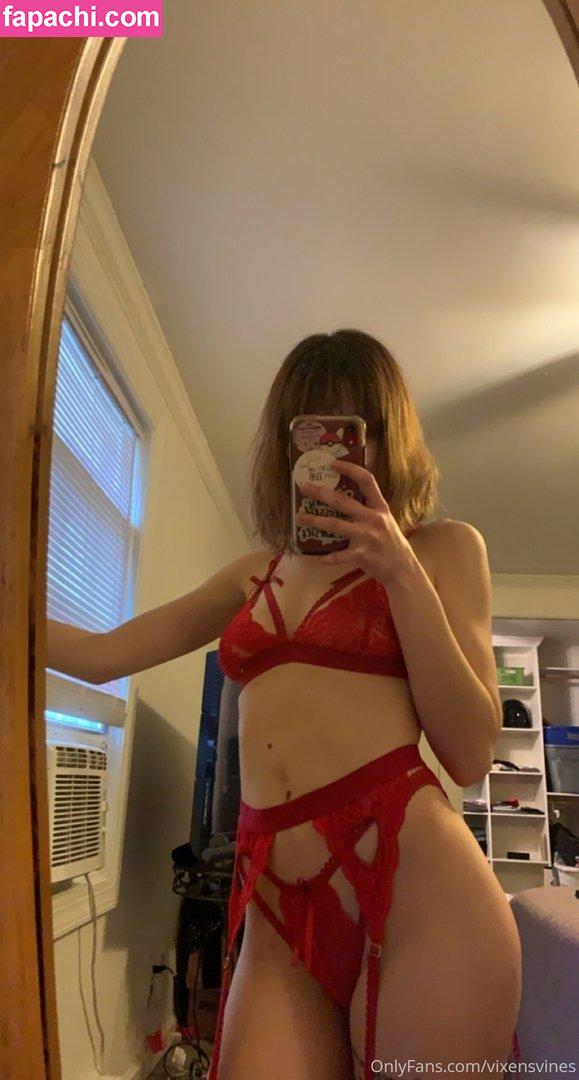 vixensvines / vixens_vines leaked nude photo #0004 from OnlyFans/Patreon