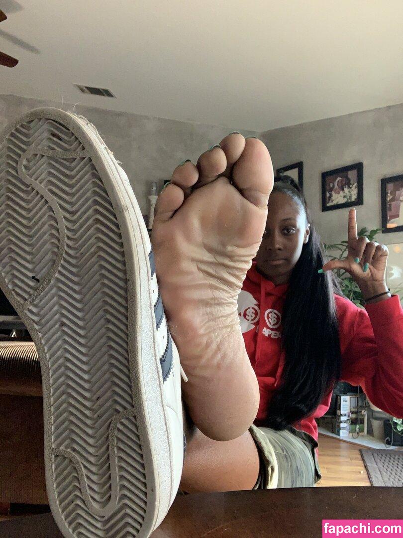 waveysolezz / wavey.soles leaked nude photo #0063 from OnlyFans/Patreon