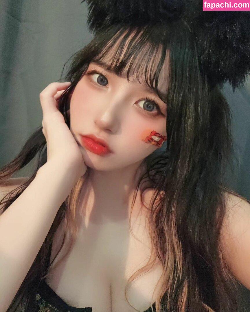 world1104 / 3world_1104 / 세계__ leaked nude photo #0005 from OnlyFans/Patreon