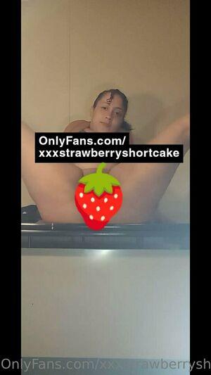 xxxstrawberryshortcake leaked media #0175