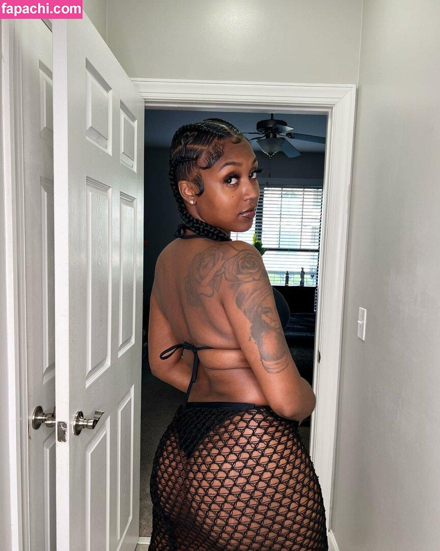 yasmeanmonique / yasmeanmoniquee leaked nude photo #0045 from OnlyFans/Patreon
