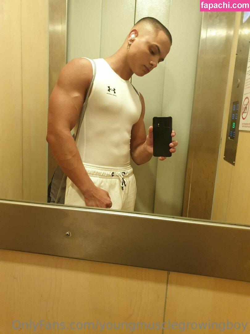 youngmusclegrowingboy leaked nude photo #0033 from OnlyFans/Patreon