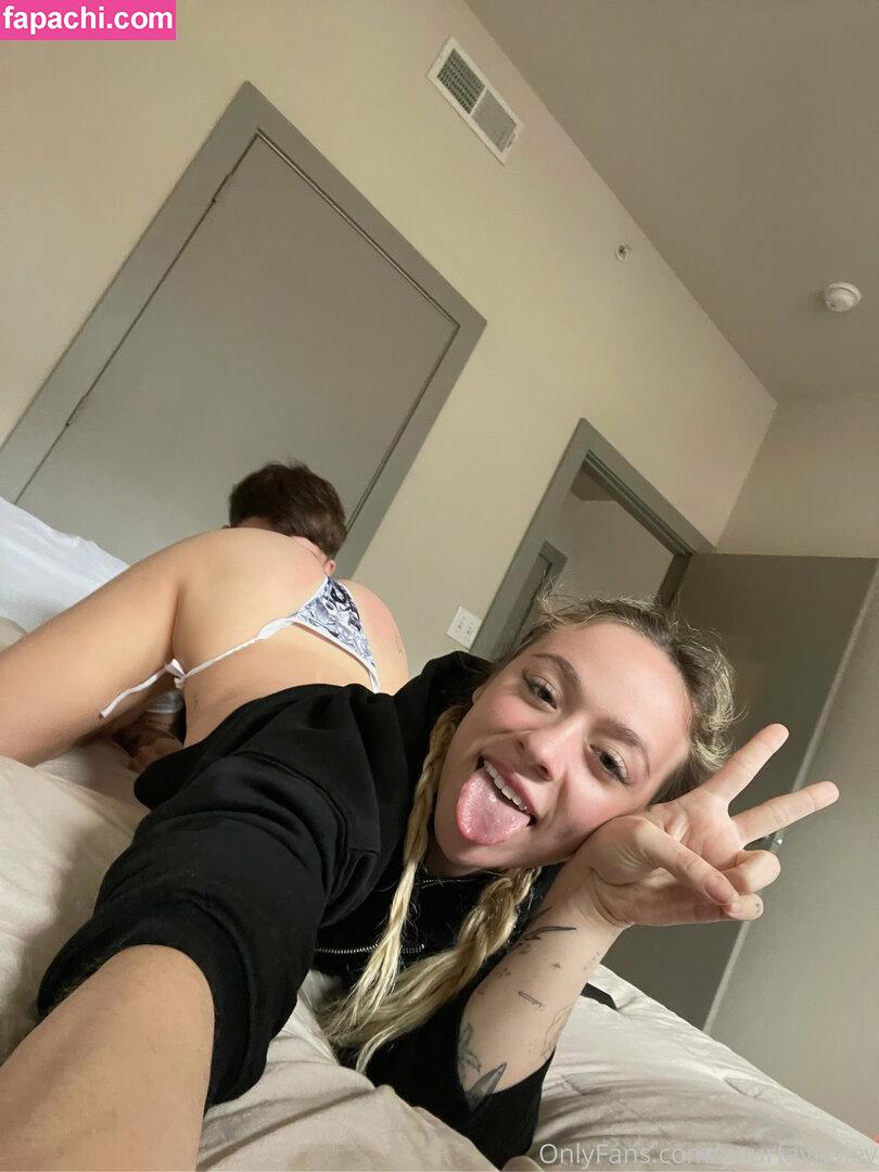 yourfavhaley / Haley / yourfavvvofc_ leaked nude photo #0006 from OnlyFans/Patreon