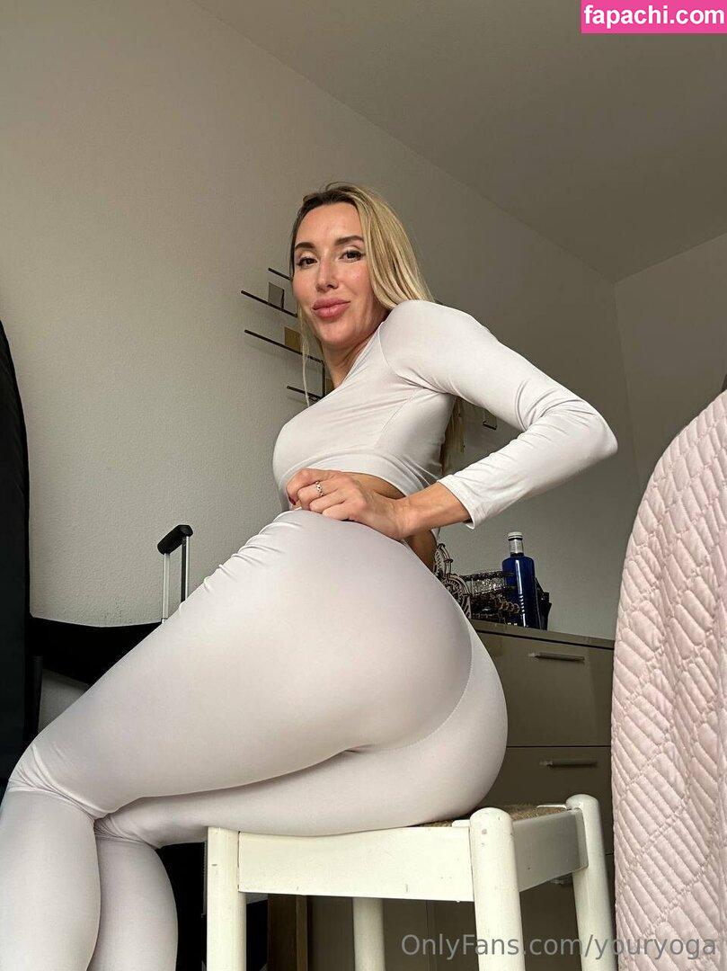 youryoga / youryogabozeman leaked nude photo #0042 from OnlyFans/Patreon