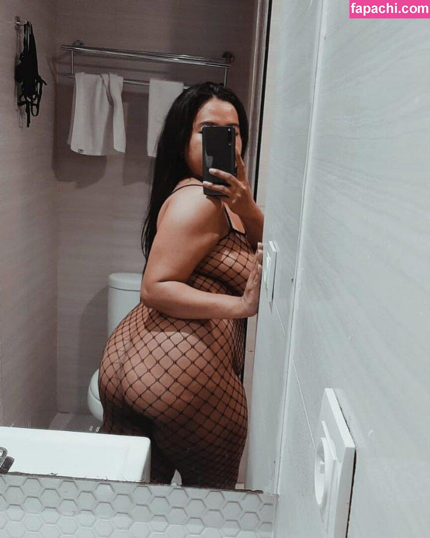 Yvonnecurvyqueen / yvonnecurvyqueenreal / yvonnecurvyqueenvip leaked nude photo #0002 from OnlyFans/Patreon