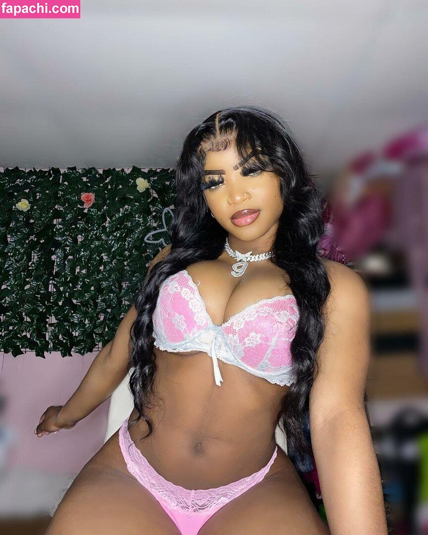 Zarijinsei / arilloveee1116 / fatimasegoviavip / iampapij leaked nude photo #0007 from OnlyFans/Patreon