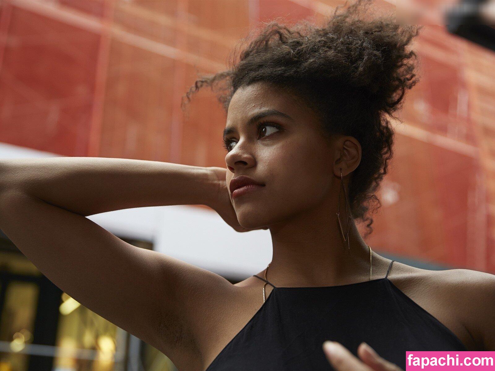 Zazie Beetz / zaziebeetz leaked nude photo #0045 from OnlyFans/Patreon